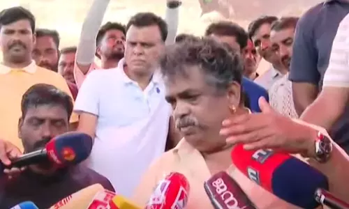 അര്‍ജുനായി തിരച്ചില്‍; കേരളം ഡ്രഡ്ജിങ് മെഷീൻ തന്നില്ലെന്ന് കർവാർ എംഎൽഎ