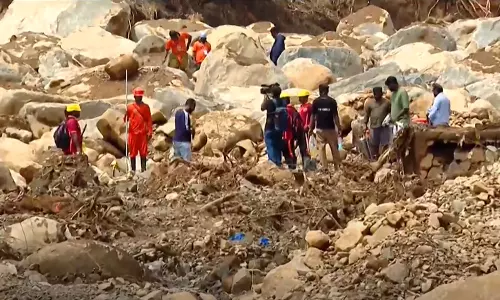 മുണ്ടക്കൈ ദുരന്തം; അഞ്ച് ശരീരഭാഗങ്ങൾ കൂടി സംസ്കരിച്ചു