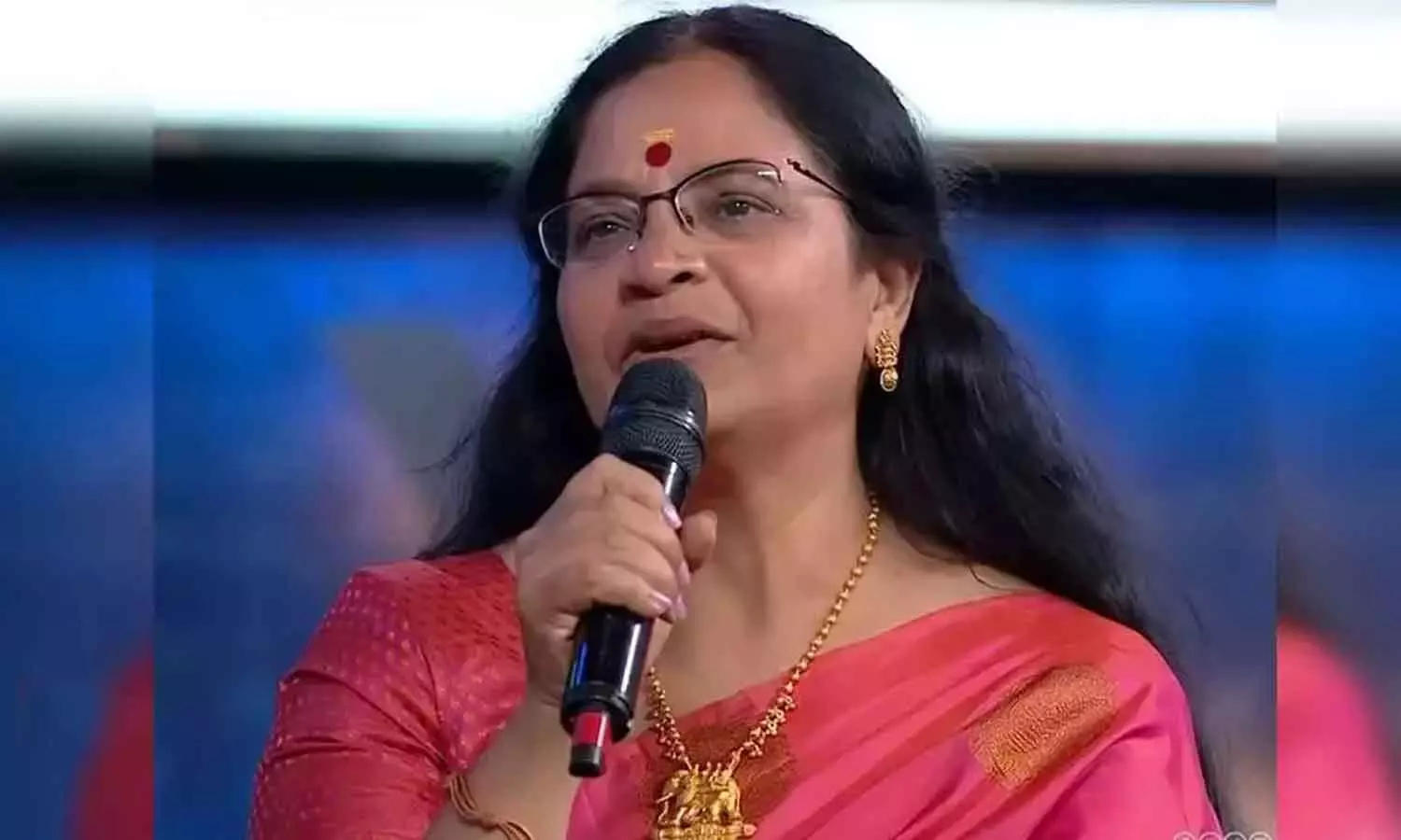 Hema committe report Bhagyalakshmi supports Ranjini Hema committe report Bhagyalakshmi supports Ranjini