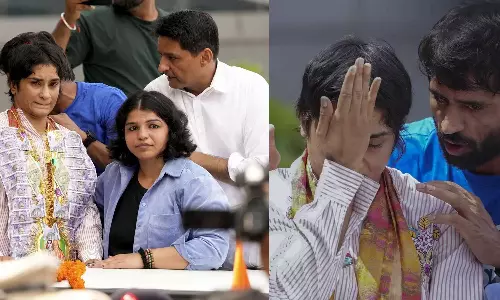 Vinesh Phogat returns to grand welcome after Paris Olympics, paris olympics wrestling controversy 2024, Vinesh Phogat returns to grand welcome after Paris Olympics, paris olympics wrestling controversy 2024,