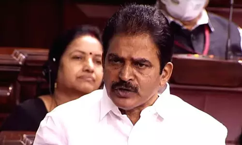 കൗരവസഭയിലെ കൃഷ്ണന്‍; വഖഫ് ബോര്‍ഡ് ചര്‍ച്ചയില്‍ കെ.സി വേണുഗോപാല്‍ പറഞ്ഞുവെക്കുന്നത്