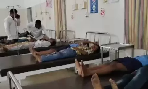 Many students hospitalised after eating biscuits at Maharashtra school