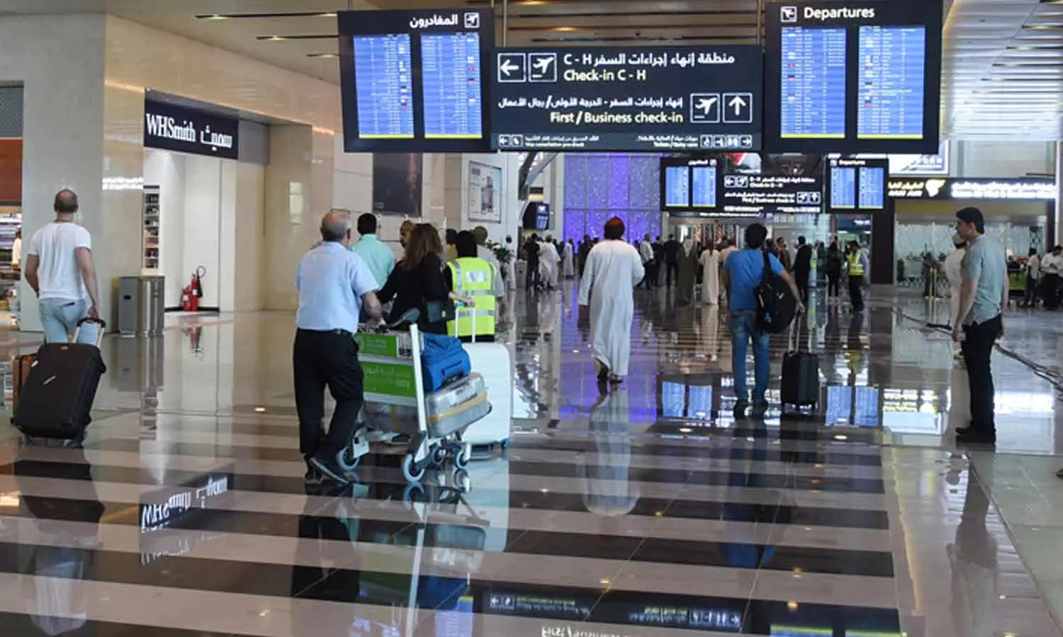 മസ്കത്ത് വിമാനത്താവളത്തിലൂടെയുള്ള യാത്രക്കാരുടെ എണ്ണത്തിൽ വർധന