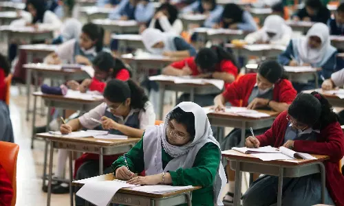 യു.എ.ഇയിലെ സർക്കാർ സ്‌കൂളുകളിൽ പരീക്ഷ ഒഴിവാക്കുന്നു