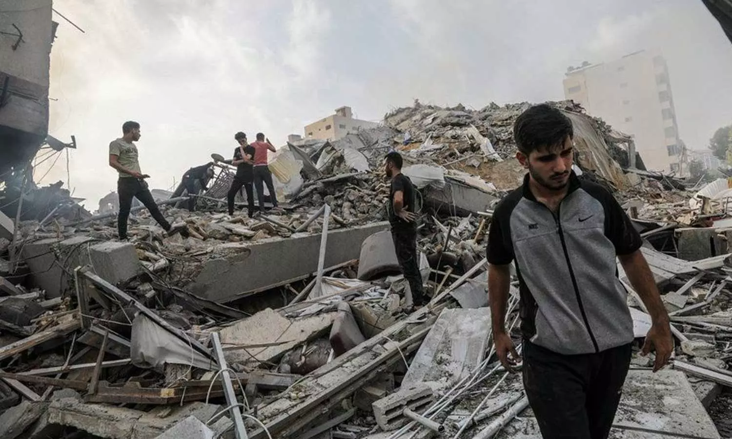 Ceasefire talks halts over Netanyahus negative stand and 47 more people were killed in Gaza Ceasefire talks halts over Netanyahus negative stand and 47 more people were killed in Gaza