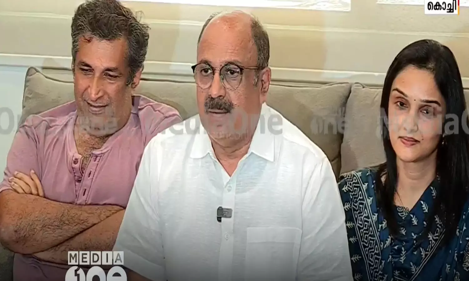 ഹേമ കമ്മിറ്റി റിപ്പോര്ട്ടിനെ സ്വാഗതം ചെയ്യുന്നു, നിര്ദേശങ്ങള് നടപ്പാക്കണം; അമ്മ ഒളിച്ചോടിയിട്ടില്ലെന്ന് ജന. സെക്രട്ടറി സിദ്ദിഖ് ഹേമ കമ്മിറ്റി റിപ്പോര്ട്ടിനെ സ്വാഗതം ചെയ്യുന്നു, നിര്ദേശങ്ങള് നടപ്പാക്കണം; അമ്മ ഒളിച്ചോടിയിട്ടില്ലെന്ന് ജന. സെക്രട്ടറി സിദ്ദിഖ്