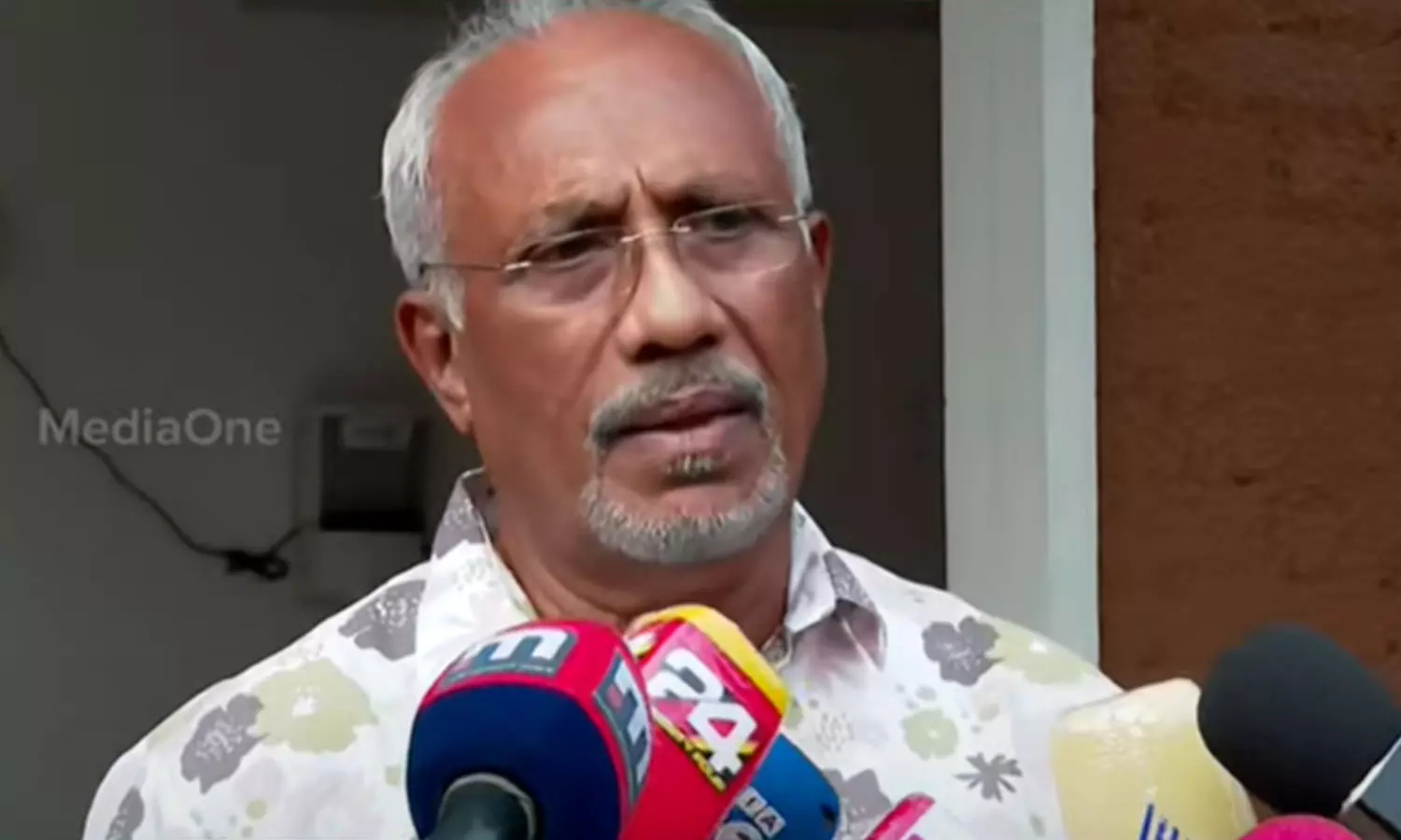 രഞ്ജിത്ത് രാജിവെക്കണം, സിനിമയിൽ മാന്യത ആവശ്യം: സംവിധായകൻ ഭദ്രൻ രഞ്ജിത്ത് രാജിവെക്കണം, സിനിമയിൽ മാന്യത ആവശ്യം: സംവിധായകൻ ഭദ്രൻ