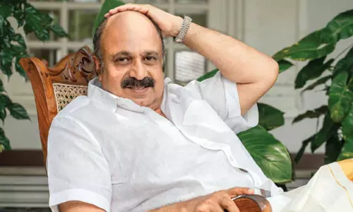 ഞാൻ സ്വമേധയാ രാജി വെച്ചതാണ്, ഇപ്പോൾ ഊട്ടിയിലാണ് വന്നിട്ട് പ്രതികരിക്കാമെന്ന് സിദ്ദിഖ്