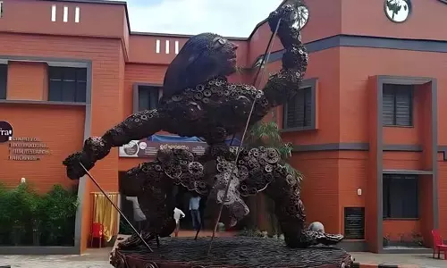 ചലച്ചിത്ര അക്കാദമി അധ്യക്ഷ സ്ഥാനത്ത് വനിതയെ നിയമിക്കണമെന്ന് ആവശ്യം