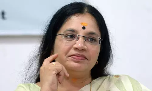 ഡബ്ല്യു സി സി ക്കൊപ്പം നിന്നാൽ അടിക്കും: ഭാഗ്യലക്ഷ്മിക്ക് ഭീഷണി സന്ദേശം ഡബ്ല്യു സി സി ക്കൊപ്പം നിന്നാൽ അടിക്കും: ഭാഗ്യലക്ഷ്മിക്ക് ഭീഷണി സന്ദേശം