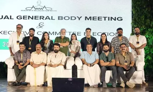 അമ്മയില്‍ പൊട്ടിത്തെറി; മോഹന്‍ലാല്‍ രാജിവെച്ചു, ഭരണസമിതി പിരിച്ചുവിട്ടു