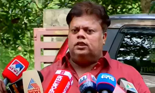 കൂട്ടരാജി അവഹേളനം, വിമർശിക്കാൻ ജഗദീഷിന് അവകാശമില്ല: അനൂപ് ചന്ദ്രന്‍