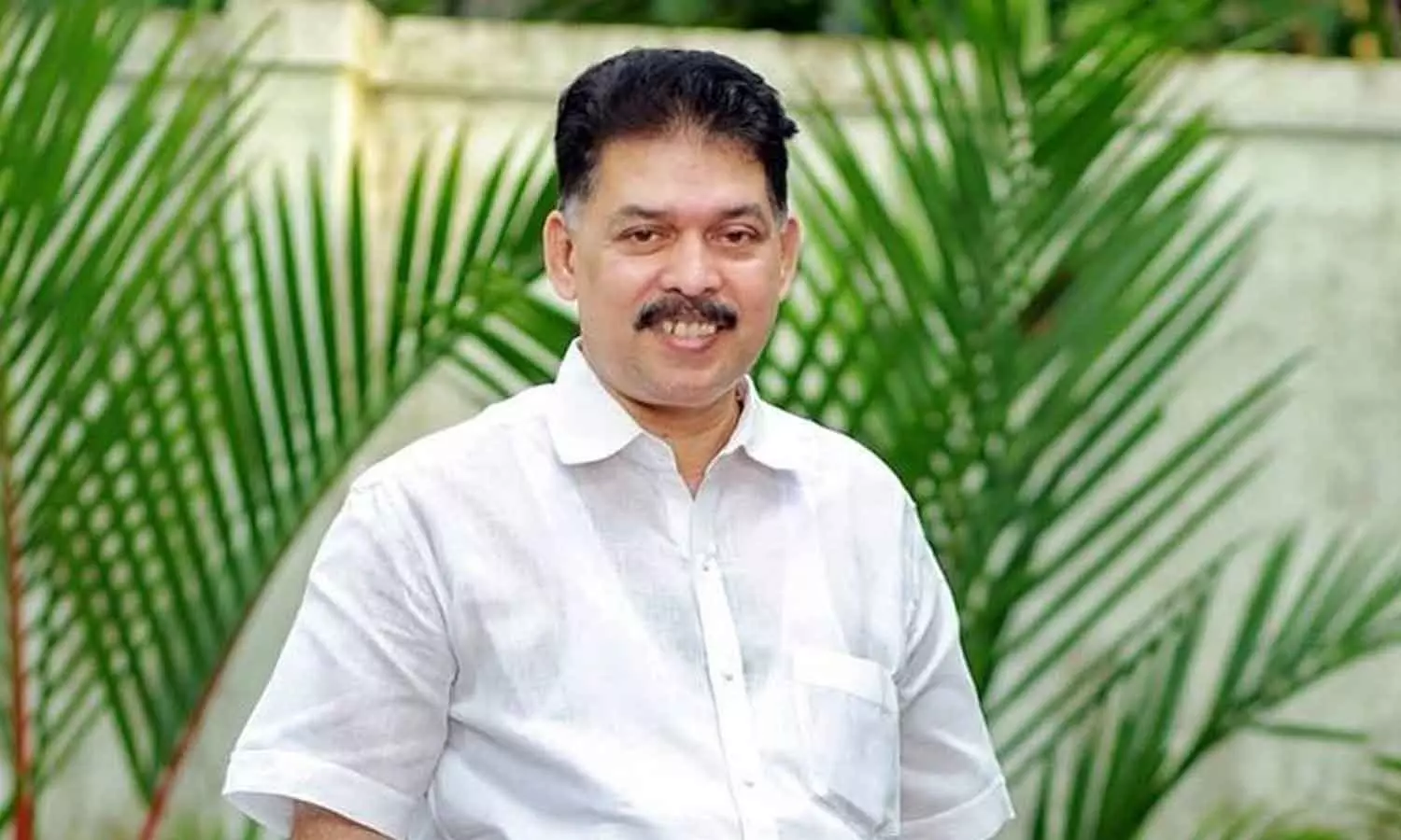 Karat Razak supports Suresh Gopi Karat Razak supports Suresh Gopi