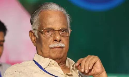 Malayalam writer T Padmanabhan ridicules the culture minister Saji Cherians stance on the Hema committee report, Malayalam writer T Padmanabhan ridicules the culture minister Saji Cherians stance on the Hema committee report,