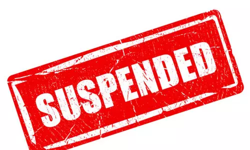 സ്കൂളിൽ പൊട്ട് തൊട്ടുവരുന്നത് ‘വിലക്കി’; മുസ്‍ലിം അധ്യാപികയെ പുറത്താക്കി അധികൃതർ