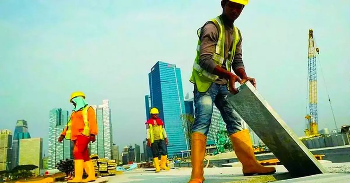 64 violations of midday work ban in Kuwait 64 violations of midday work ban in Kuwait