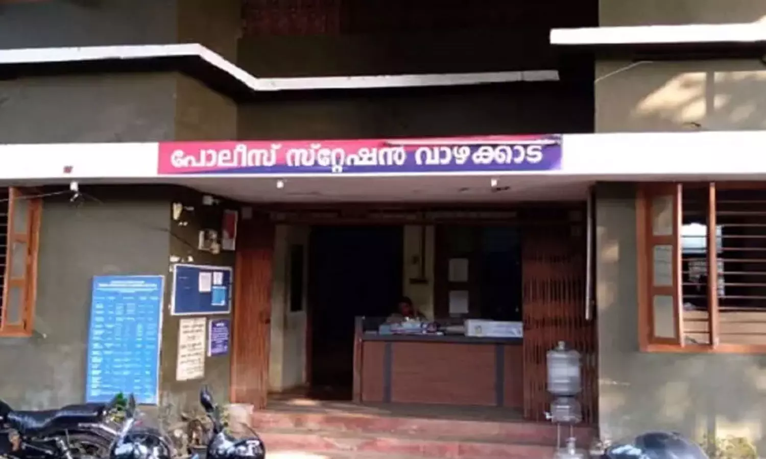 വാഴക്കാട് 17കാരിയെ മരിച്ചനിലയിൽ കണ്ടെത്തിയ സംഭവം; സിബിഐ അന്വേഷിക്കണമെന്ന് കുടുംബം വാഴക്കാട് 17കാരിയെ മരിച്ചനിലയിൽ കണ്ടെത്തിയ സംഭവം; സിബിഐ അന്വേഷിക്കണമെന്ന് കുടുംബം