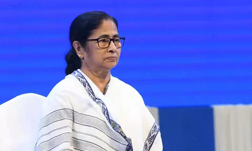 ബലാത്സംഗക്കേസിൽ പ്രതികൾക്ക് വധശിക്ഷ ഉറപ്പാക്കും; നിയമനിർമാണത്തിനൊരുങ്ങി ബംഗാൾ സർക്കാർ ബലാത്സംഗക്കേസിൽ പ്രതികൾക്ക് വധശിക്ഷ ഉറപ്പാക്കും; നിയമനിർമാണത്തിനൊരുങ്ങി ബംഗാൾ സർക്കാർ