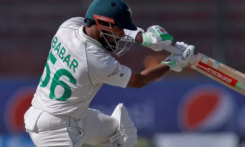 ടെസ്റ്റില്‍ അര്‍ധ സെഞ്ച്വറി നേടിയിട്ട് രണ്ട് വര്‍ഷം; ബാബറിനെ എയറിലാക്കി ആരാധകര്‍