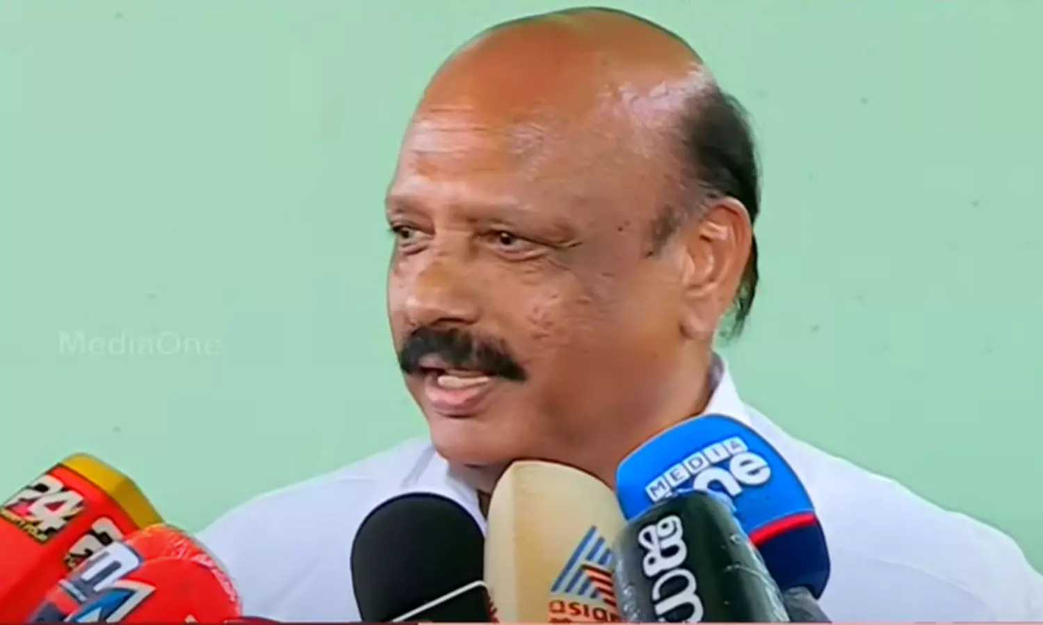 മന്ത്രിസ്ഥാനത്തിനായി ചരട് വലി ഊർജിതമാക്കി തോമസ് കെ തോമസ് മന്ത്രിസ്ഥാനത്തിനായി ചരട് വലി ഊർജിതമാക്കി തോമസ് കെ തോമസ്