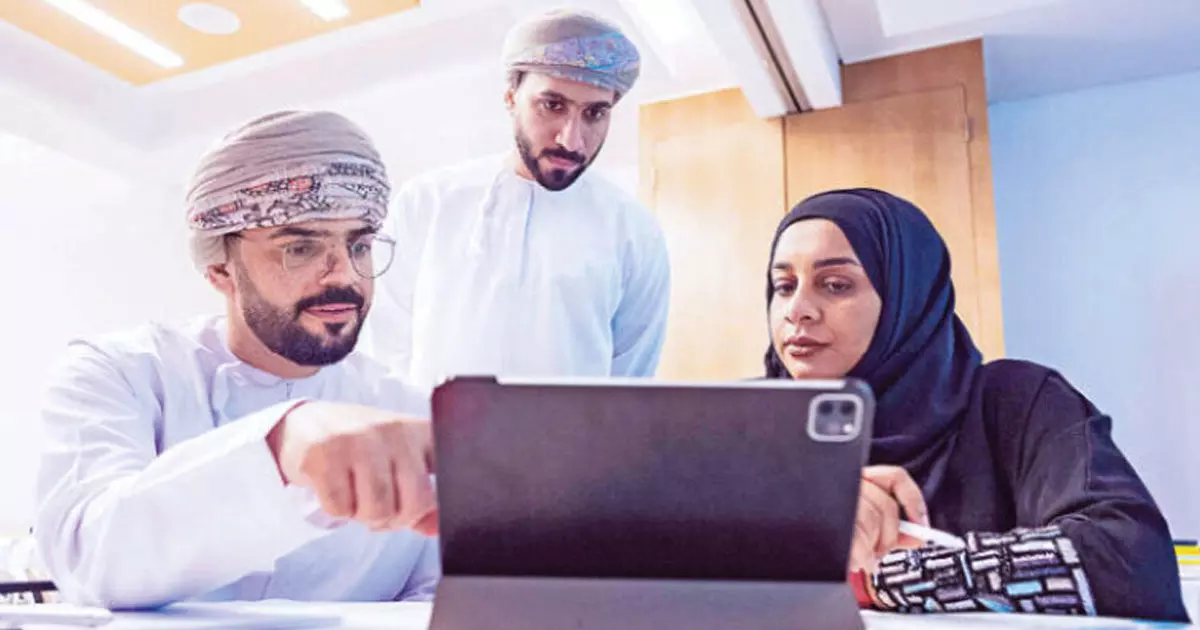 Ministries and government institutions are prohibited from entering into contracts with private sector companies that do not comply with the Omanization rate.