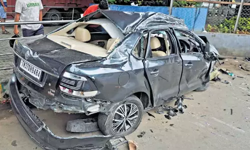 Tamil Nadu techie who came to Bengaluru to collect US visa dies after car falls from flyover, Yeshwantpur flyover accident