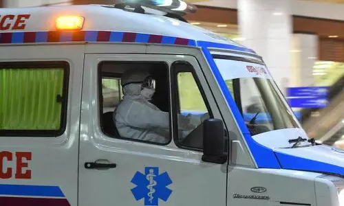 Ambulance driver and helper molest woman Ambulance driver and helper molest woman