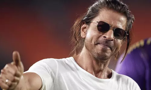 Highest Tax Paying Indian Celebrities: Shah Rukh Khan Tops The List With Rs 92 Crore Highest Tax Paying Indian Celebrities: Shah Rukh Khan Tops The List With Rs 92 Crore