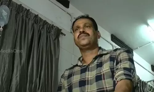 A businessman was abducted in Kannur and robbed of money