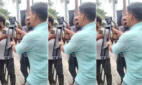 Congress workers attacked the mediaOne team