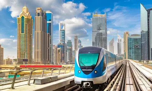 ദുബൈ മെട്രോക്ക്​ നാളെ 15ാം പിറന്നാൾ; 43 ലക്ഷം ട്രിപ്പുകളിലായി 240 കോടി പേർ ചെയ്തു