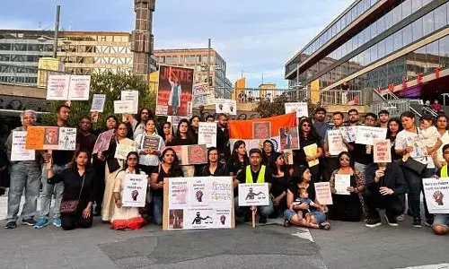 ആ ‘തീ’പടർന്നത് 25 രാജ്യങ്ങളിൽ​; കൊൽക്കത്തയിൽ ഡോക്ടർ ബലാത്സംഗത്തിന് ഇരയായി കൊല്ലപ്പെട്ടിട്ട്  ഒരു മാസം