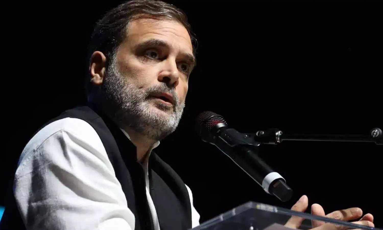 ചില മതങ്ങളെയും ഭാഷകളെയും സമുദായങ്ങളെയും ആർഎസ്എസ് മറ്റുള്ളവരെക്കാൾ താഴ്ന്നവരായാണ് കാണുന്നതെന്ന് രാഹുൽ ഗാന്ധി ചില മതങ്ങളെയും ഭാഷകളെയും സമുദായങ്ങളെയും ആർഎസ്എസ് മറ്റുള്ളവരെക്കാൾ താഴ്ന്നവരായാണ് കാണുന്നതെന്ന് രാഹുൽ ഗാന്ധി