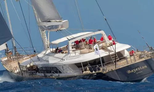 അത്യാഡംബര നൗകയിലെ ഒടുവിലത്തെ പാർട്ടി; ആഴക്കടലിൽ മുങ്ങിത്താണ ബ്രിട്ടീഷ് ബിൽഗേറ്റ്‌സും ശതകോടീശ്വരന്മാരും