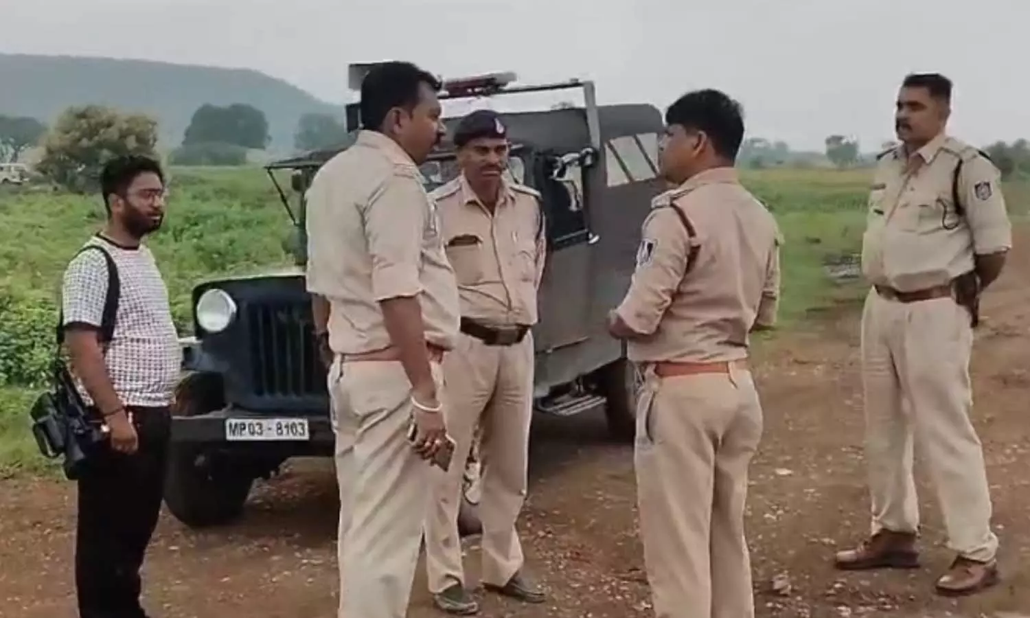 Two Army officers attacked, their female friend raped near Jam Gate, a picnic spot in Madhya Pradesh Two Army officers attacked, their female friend raped near Jam Gate, a picnic spot in Madhya Pradesh