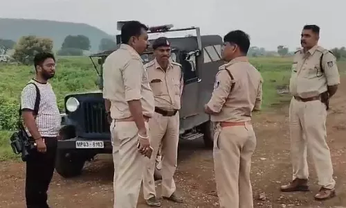 Two Army officers attacked, their female friend raped near Jam Gate, a picnic spot in Madhya Pradesh