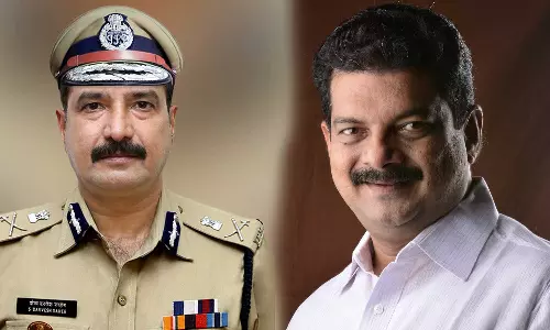ഡിജിപിയെ കണ്ട് പി.വി അൻവർ; അജിത് കുമാറിനെതിരായ തെളിവുകൾ കൈമാറിയെന്ന് എംഎല്‍എ