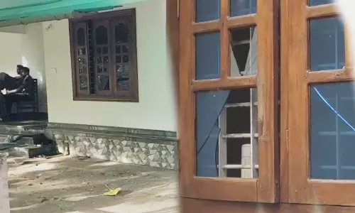 കോഴിക്കോട് ബാലുശ്ശേരിയിൽ വീടിനുനേരെ സ്‌ഫോടകവസ്തു എറിഞ്ഞു