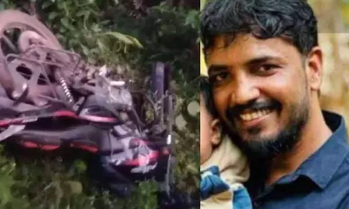 Youth dies in road accident in Kannurs Uruvachal Youth dies in road accident in Kannurs Uruvachal