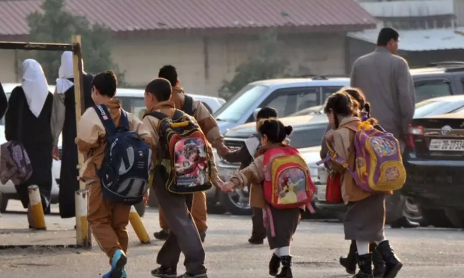 ബാക്ക് ടു സ്‌കൂൾ;  കുവൈത്തിലെ അറബിക് സ്‌കൂളുകളിൽ നാളെ അധ്യയന വർഷം ആരംഭിക്കും