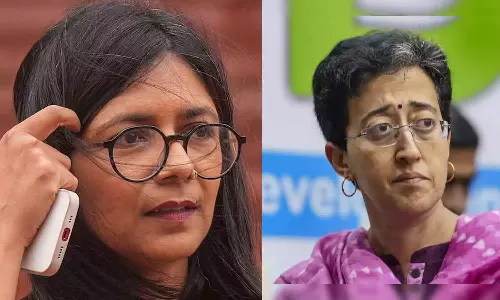 വായിക്കുന്നത് ബിജെപിയുടെ തിരക്കഥ, നാണമുണ്ടെങ്കിൽ രാജിവെക്കണം:  സ്വാതി മലിവാളിനെതിരെ എഎപി