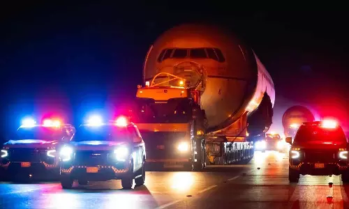 വഴി നീളെ സ്വീകരണങ്ങളും, വൈറൽ ചിത്രങ്ങളും; സൗദിയ വിമാനം ഒടുവിൽ റിയാദിലെത്തി