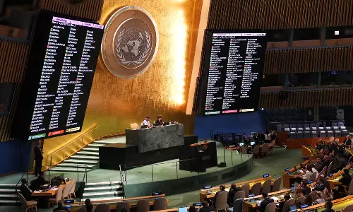 ഗസ്സയിലെ ഇസ്രായേൽ അധിനിവേശം ഒരു വർഷത്തിനകം അവസാനിപ്പിക്കണം: യുഎൻ പ്രമേയം പാസായി, വിട്ടു നിന്ന് ഇന്ത്യ ഗസ്സയിലെ ഇസ്രായേൽ അധിനിവേശം ഒരു വർഷത്തിനകം അവസാനിപ്പിക്കണം: യുഎൻ പ്രമേയം പാസായി, വിട്ടു നിന്ന് ഇന്ത്യ