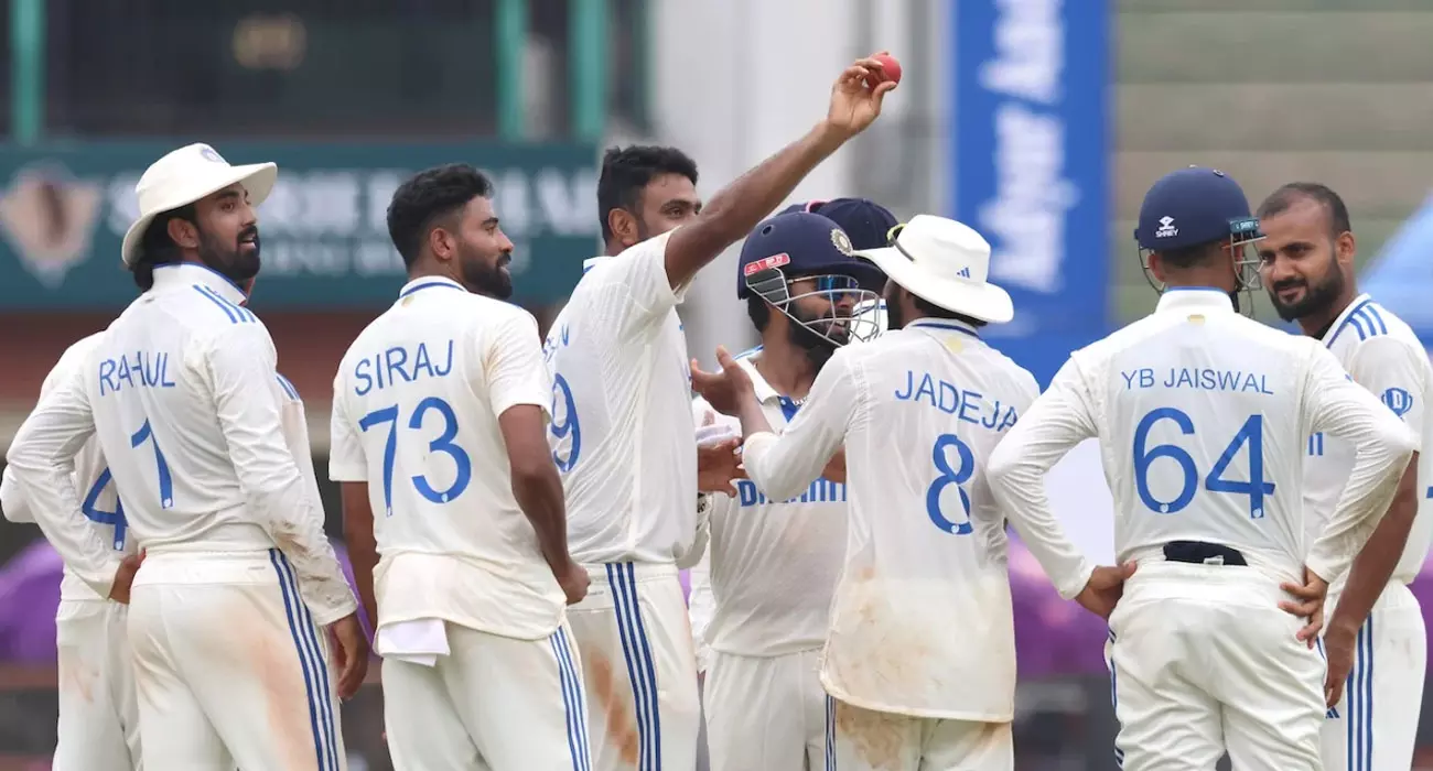 Ashwin takes six wickets in Chennai Test; India beat Bangladesh by 280 runs Ashwin takes six wickets in Chennai Test; India beat Bangladesh by 280 runs