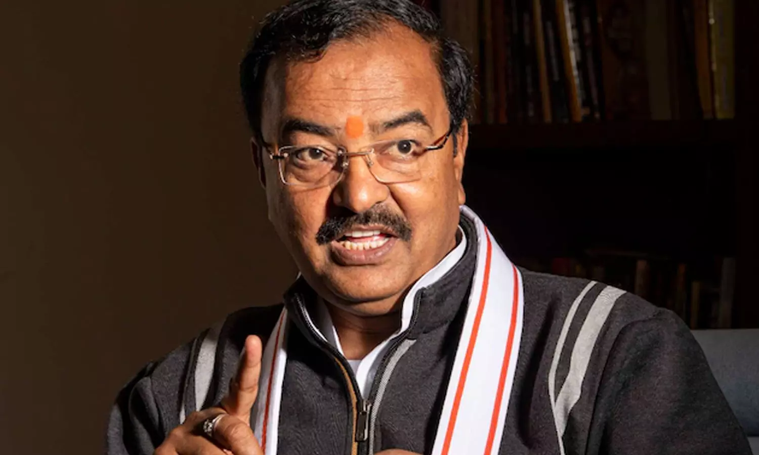 Bangladeshi infiltrators vote bank for JMM-led coalition in Jkhand UP deputy CM at BJP rally, latest news malayalam, ജാർഖണ്ഡ് സർക്കാറിന്റെ വോട്ട് ബാങ്ക് ബംഗ്ലാദേശി നുഴഞ്ഞുകയറ്റക്കാരാണ്; വിവാദ പാരാമർശവുമായി ഉത്തർപ്രദേശ് ഉപമുഖ്യമന്ത്രി Bangladeshi infiltrators vote bank for JMM-led coalition in Jkhand UP deputy CM at BJP rally, latest news malayalam, ജാർഖണ്ഡ് സർക്കാറിന്റെ വോട്ട് ബാങ്ക് ബംഗ്ലാദേശി നുഴഞ്ഞുകയറ്റക്കാരാണ്; വിവാദ പാരാമർശവുമായി ഉത്തർപ്രദേശ് ഉപമുഖ്യമന്ത്രി