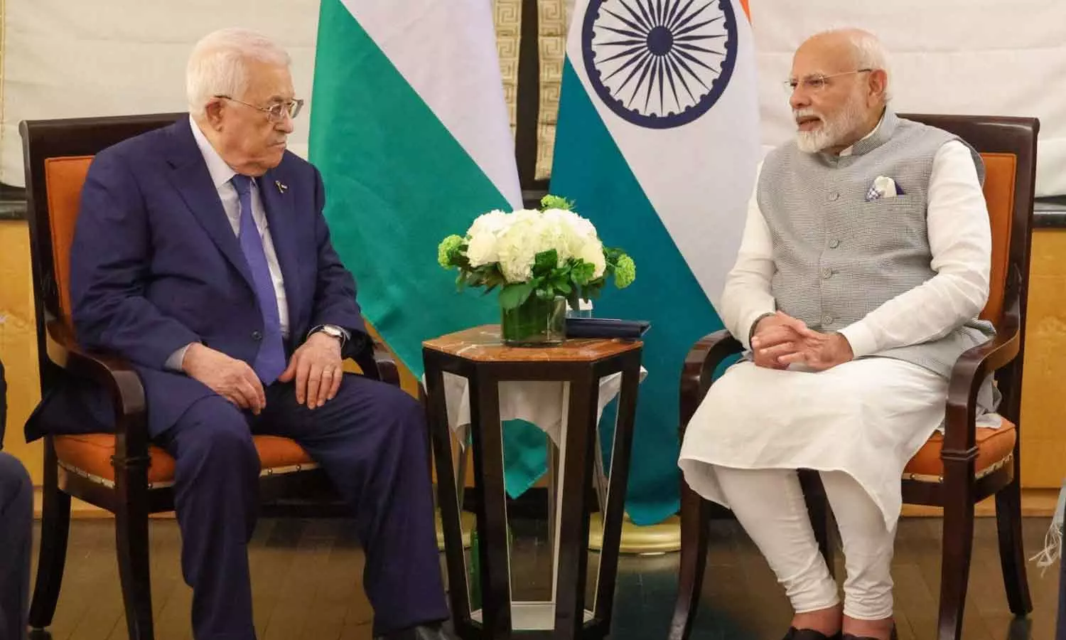 Modi meets Palestinian President Abbas Modi meets Palestinian President Abbas