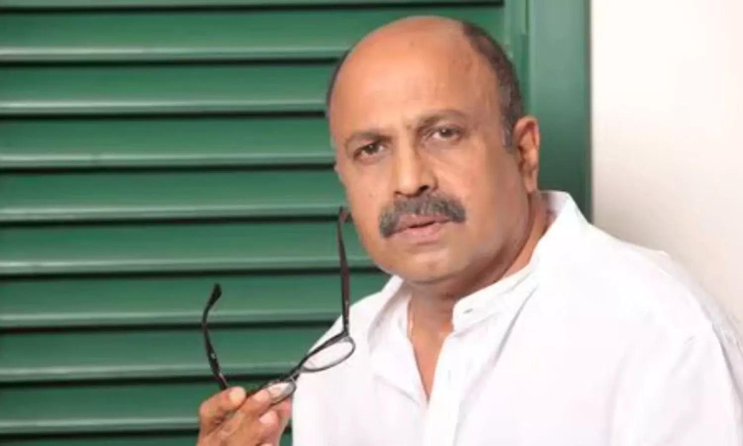 Complaint that Siddiques sons friends are in police custody