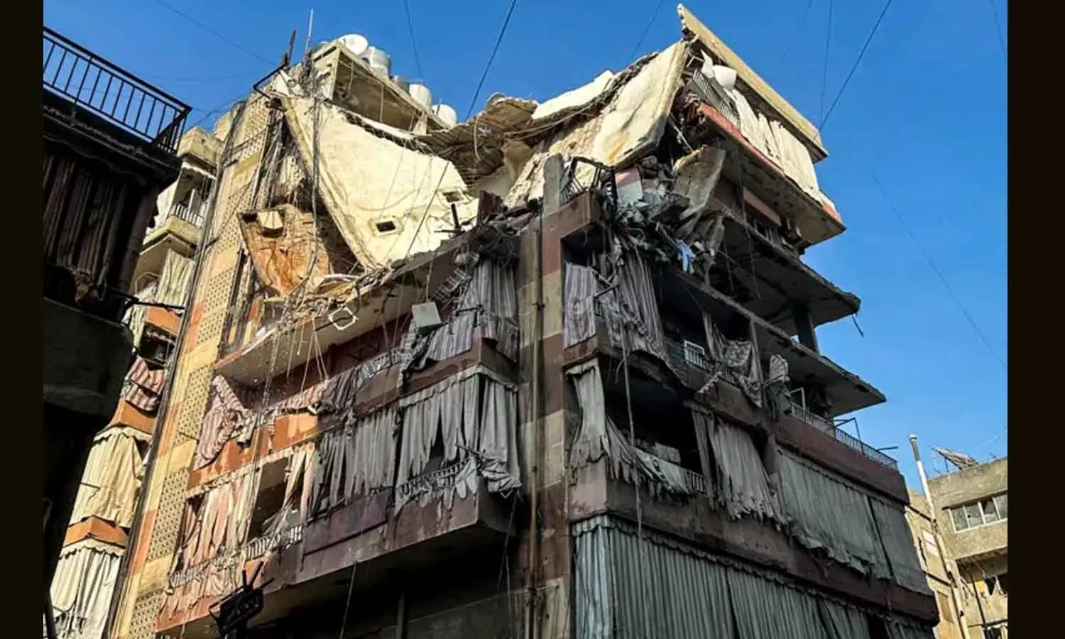 Israel attacks Lebanon continues