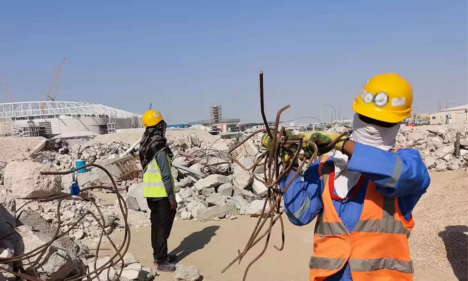 ഉച്ച വിശ്രമവുമായി ബന്ധപ്പെട്ട് 350 ലേറെ നിയമലംഘനങ്ങള് കണ്ടെത്തിയതായി ഖത്തര് തൊഴില് മന്ത്രാലയം ഉച്ച വിശ്രമവുമായി ബന്ധപ്പെട്ട് 350 ലേറെ നിയമലംഘനങ്ങള് കണ്ടെത്തിയതായി ഖത്തര് തൊഴില് മന്ത്രാലയം