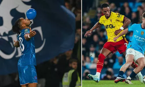 Nkunku hat-trick Chelsea in Carabao Cup; Victory for City and Villa